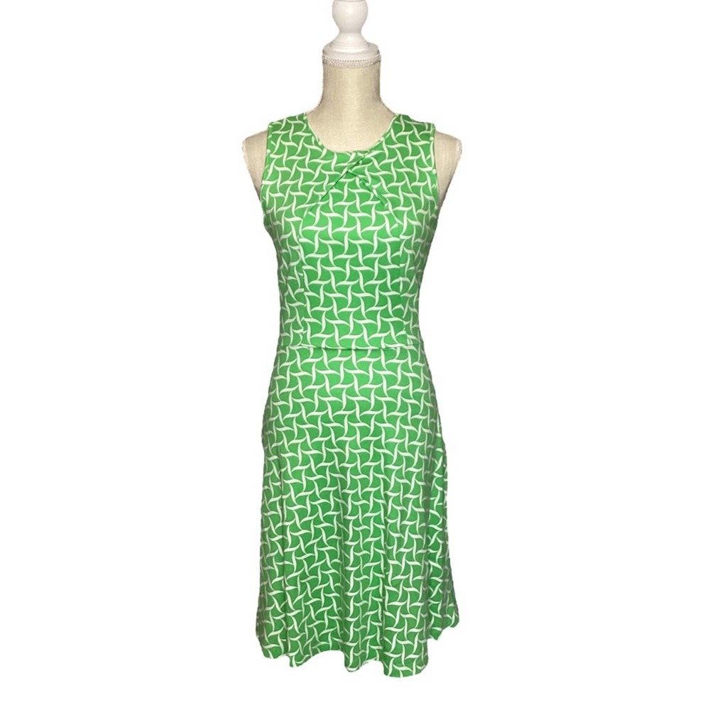 New York & Company Green And White Sleeveless Knee Length Dress Size Small